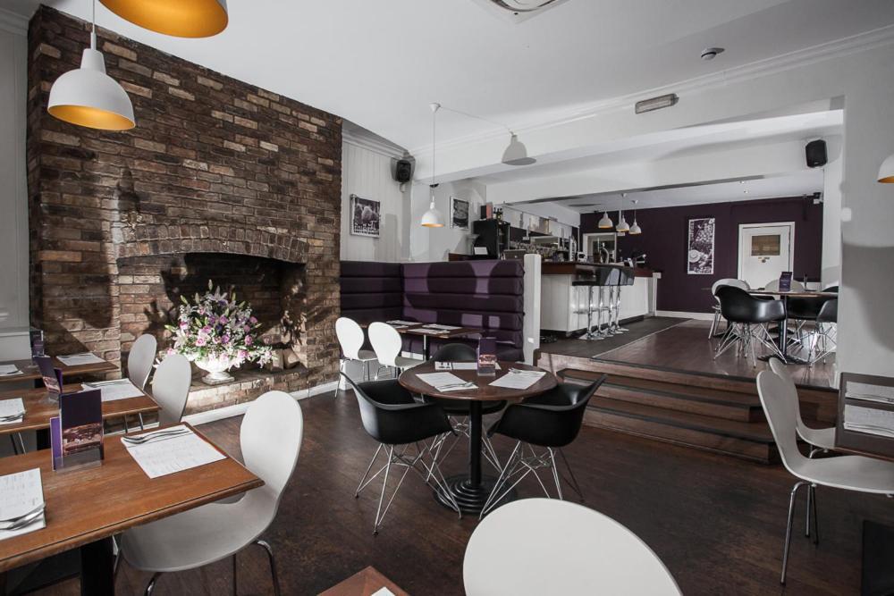 The Crown Rooms Newmarket Newmarket  Eksteriør bilde